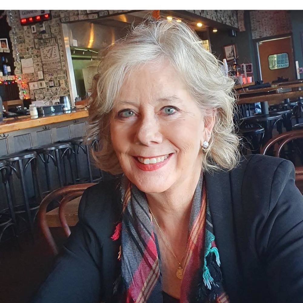 Meet your Posher, Teresa
